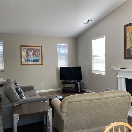 Spacious 3Bd,2Ba, Ideal For Families! サンタローザ エクステリア 写真