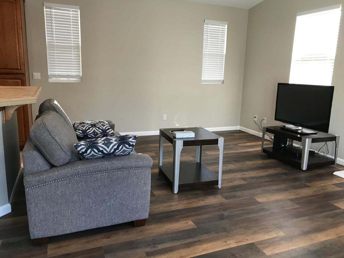 Spacious 3Bd,2Ba, Ideal For Families! サンタローザ エクステリア 写真