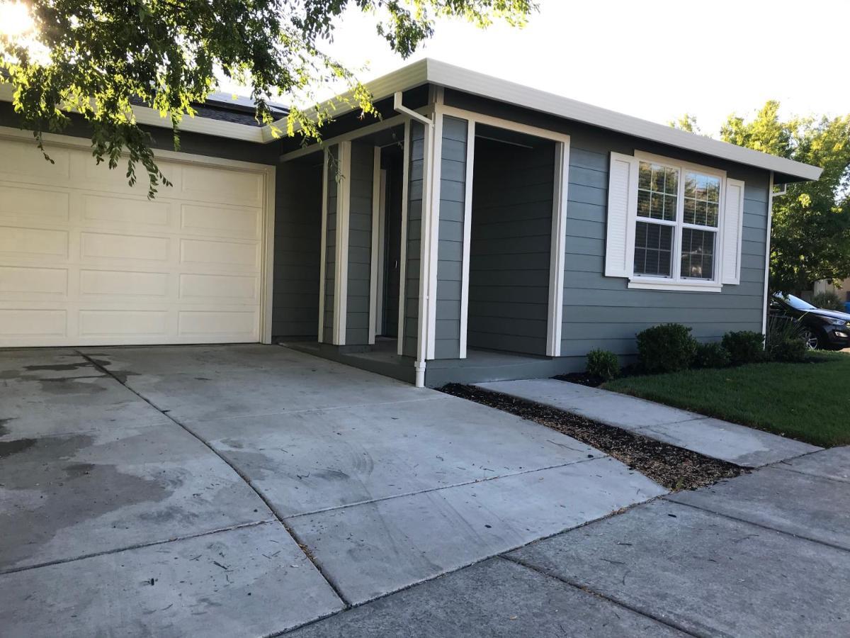 Spacious 3Bd,2Ba, Ideal For Families! サンタローザ エクステリア 写真