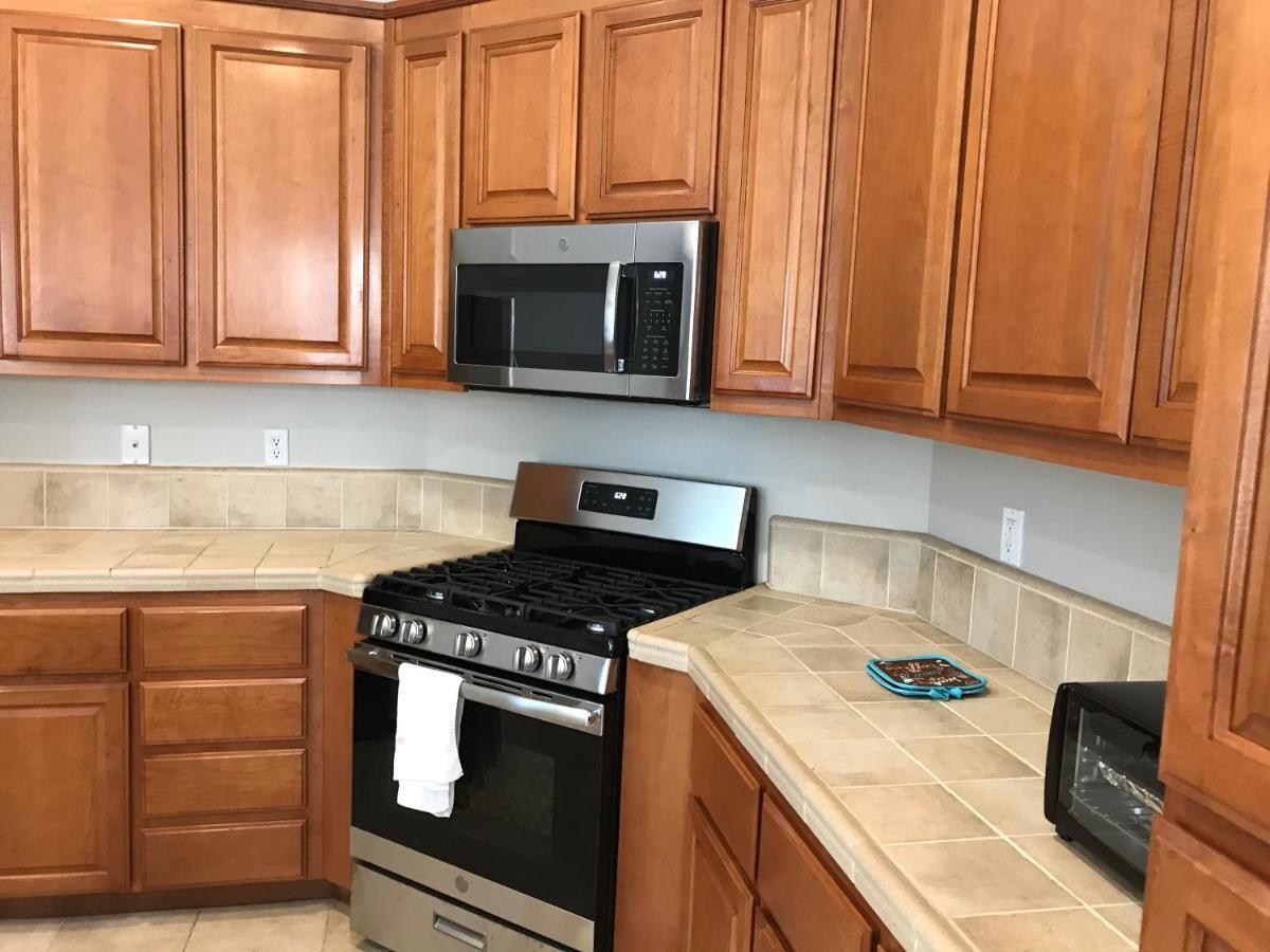 Spacious 3Bd,2Ba, Ideal For Families! サンタローザ エクステリア 写真