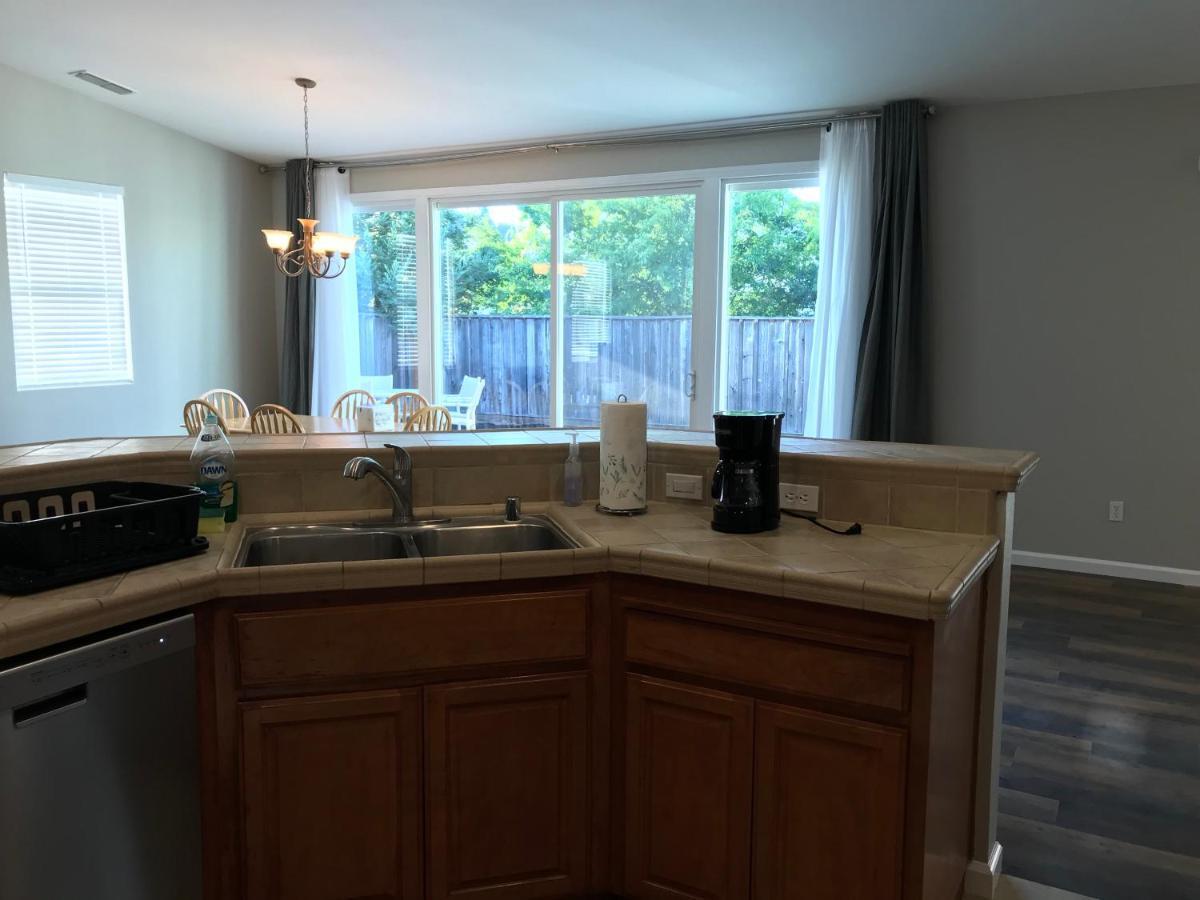 Spacious 3Bd,2Ba, Ideal For Families! サンタローザ エクステリア 写真