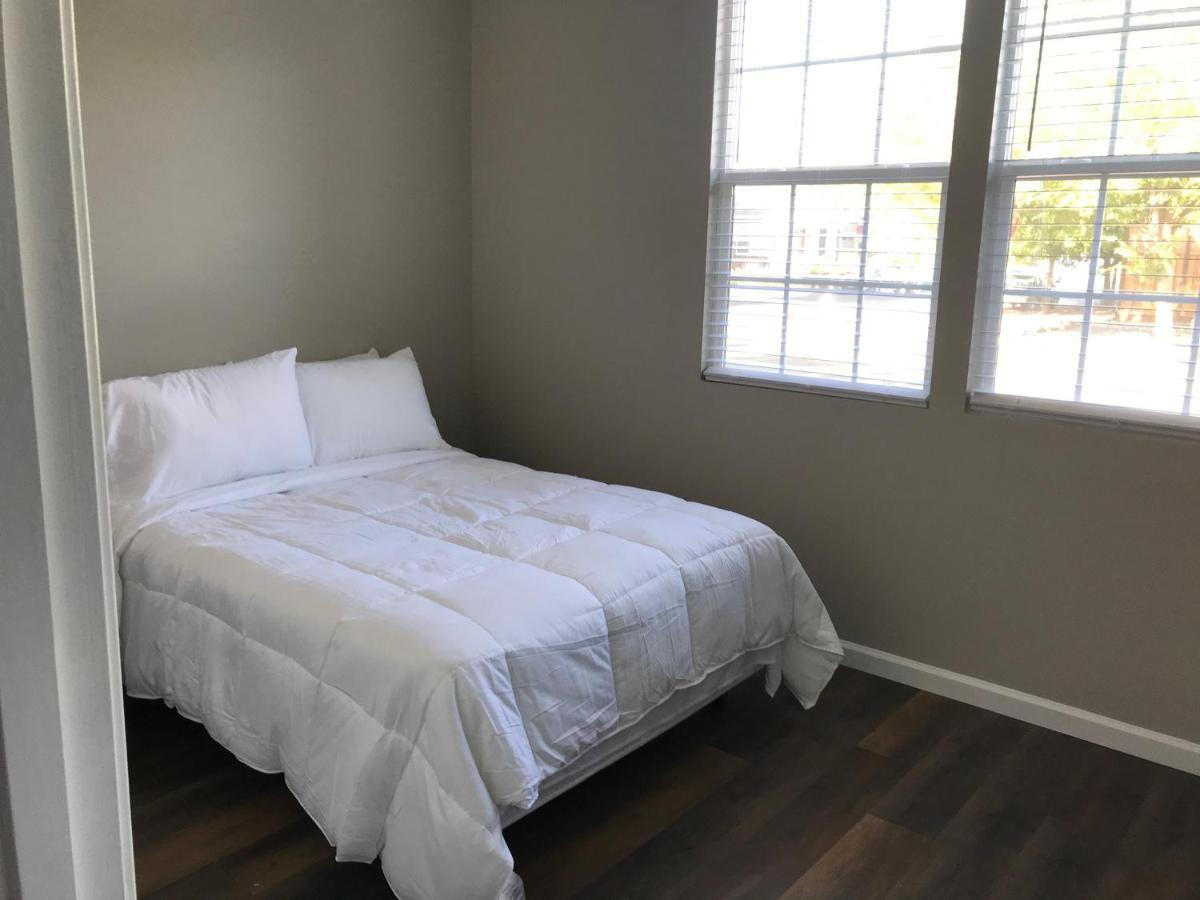 Spacious 3Bd,2Ba, Ideal For Families! サンタローザ エクステリア 写真